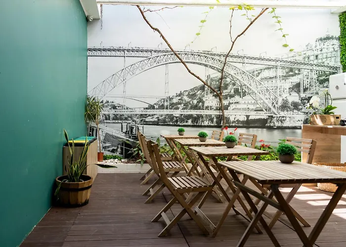 Lounge Inn Guest House Porto